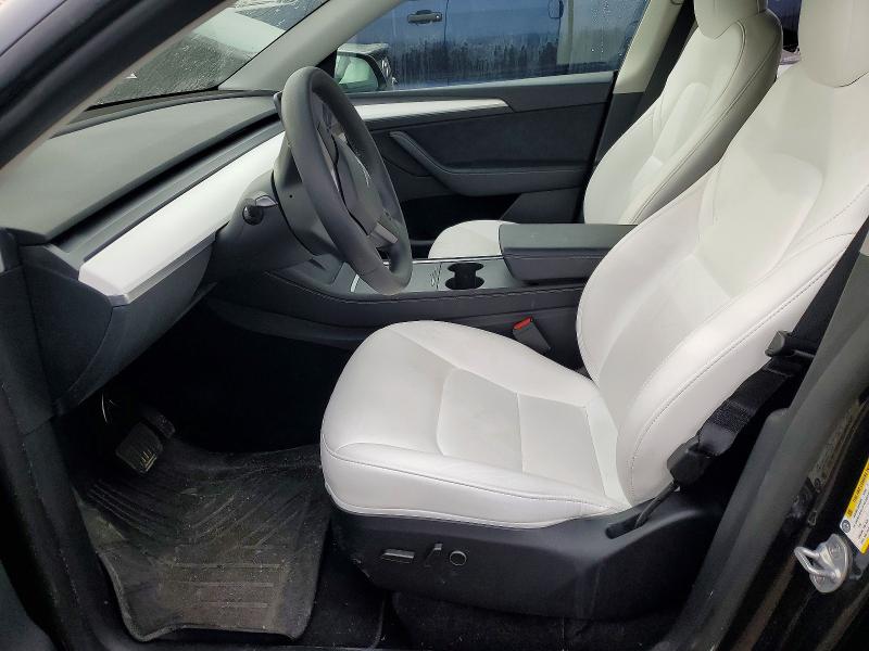76864195 :رقم المزاد ، 7SAYGAEE4SF294289 vin ، 2025 Tesla Model Y مزاد بيع