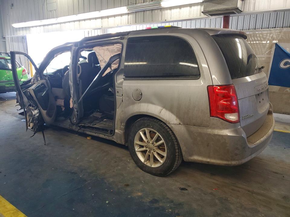 76914155 :رقم المزاد ، 2C4RDGCG2FR509325 vin ، 2015 Dodge Grand Caravan مزاد بيع