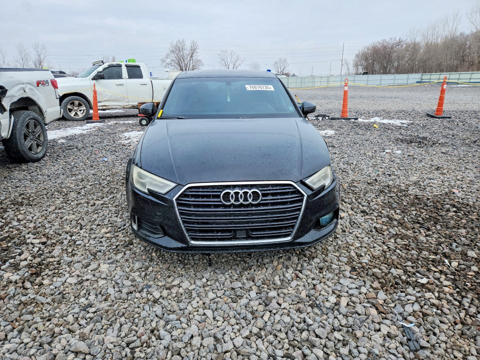 76078735 :رقم المزاد ، WAUAUGFFXH1043969 vin ، 2017 Audi A3 مزاد بيع