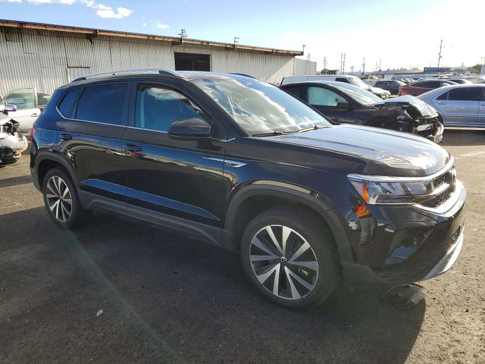 78137575 :رقم المزاد ، 3VVSX7B22PM380639 vin ، 2023 Volkswagen Taos مزاد بيع