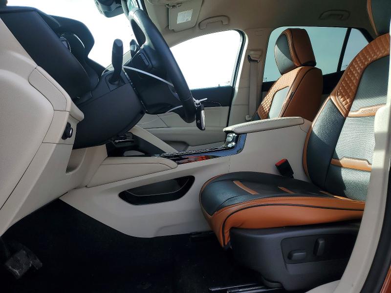 Продаж на аукціоні авто 2022 Buick Envision, vin: LRBFZMR44ND070693, номер лоту: 77970665
