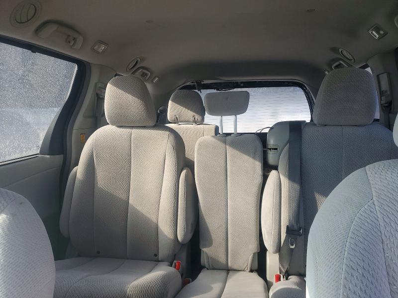 77367595 :رقم المزاد ، 5TDKK3DC9DS389457 vin ، 2013 Toyota Sienna مزاد بيع