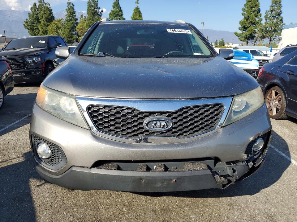 Продажа на аукционе авто 2013 Kia Sorento, vin: 5XYKT3A61DG313787, номер лота: 76643535