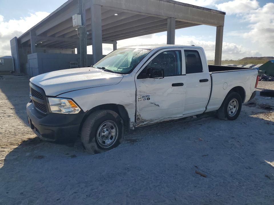 79305395 :رقم المزاد ، 1C6RR7FG2JS212065 vin ، 2018 Ram 1500 مزاد بيع