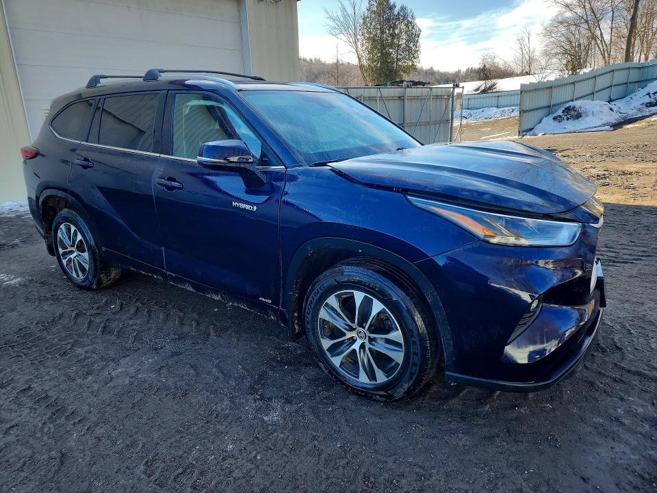 Продаж на аукціоні авто 2021 Toyota Highlander, vin: 5TDGBRCH6MS525842, номер лоту: 77876425