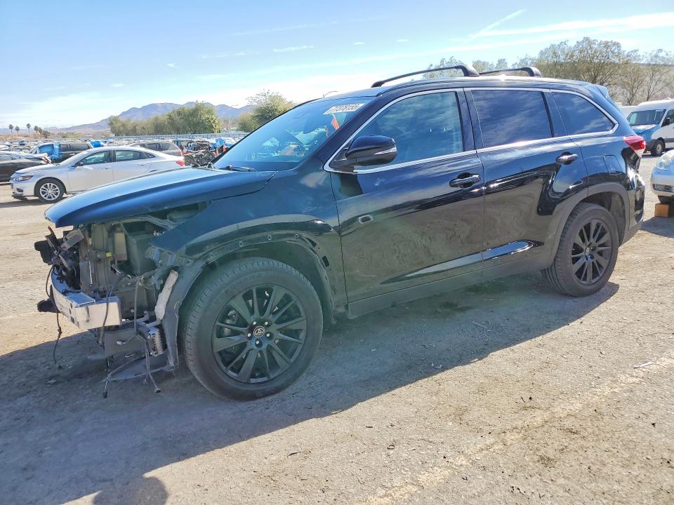 77378155 :رقم المزاد ، 5TDKZRFH5KS352958 vin ، 2019 Toyota Highlander مزاد بيع