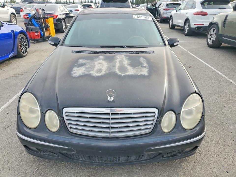 76397985 :رقم المزاد ، WDBUF70J75A706030 vin ، 2005 Mercedes-benz E مزاد بيع