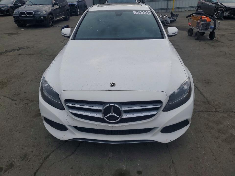 Продажа на аукционе авто 2018 Mercedes-benz C, vin: 55SWF4JB9JU258583, номер лота: 76943385