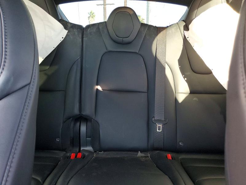 77247405 :رقم المزاد ، 5YJXCDE26LF263834 vin ، 2020 Tesla Model X مزاد بيع