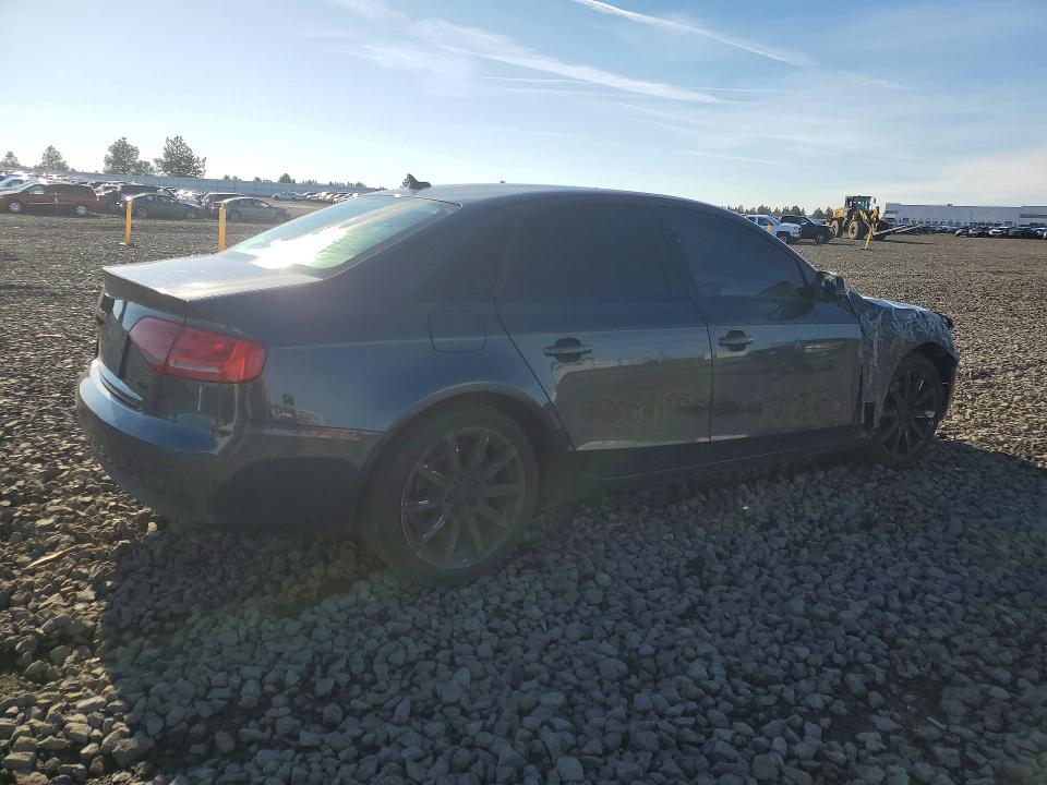 2011 Audi A4 Premium მანქანა იყიდება აუქციონზე, vin: WAUAFAFL8BN038492, აუქციონის ნომერი: 77367735