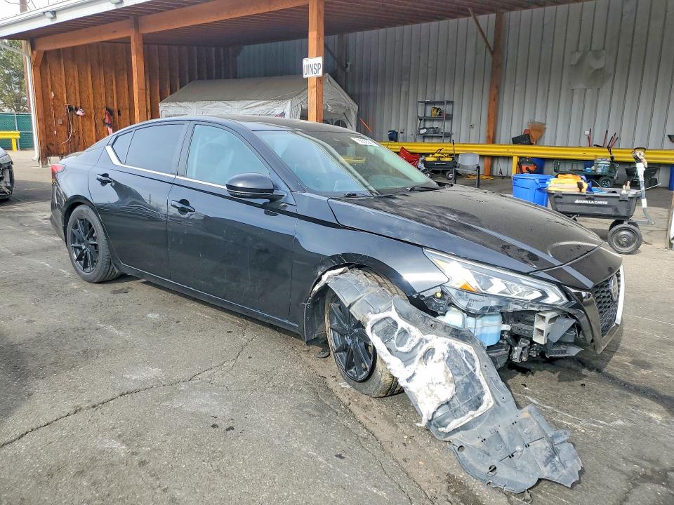 76853585 :رقم المزاد ، 1N4AL4CV7LC222361 vin ، 2020 Nissan Altima مزاد بيع