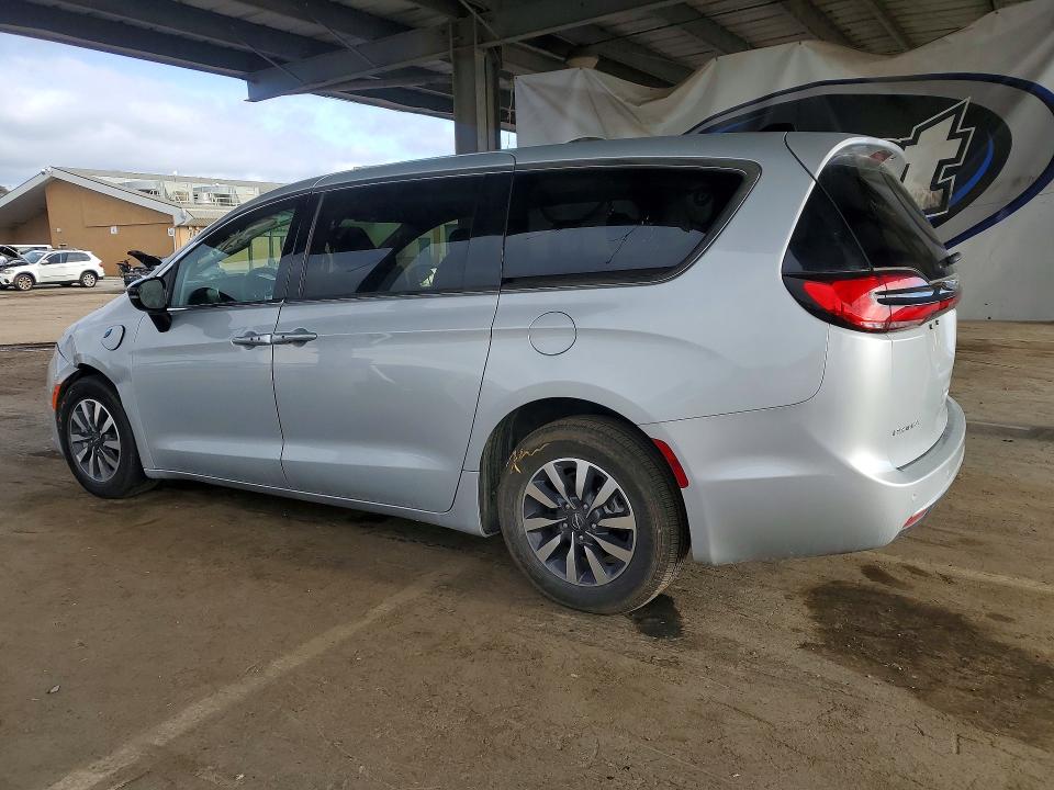 Продаж на аукціоні авто 2024 Chrysler Pacifica, vin: 2C4RC1S77RR126924, номер лоту: 77576965