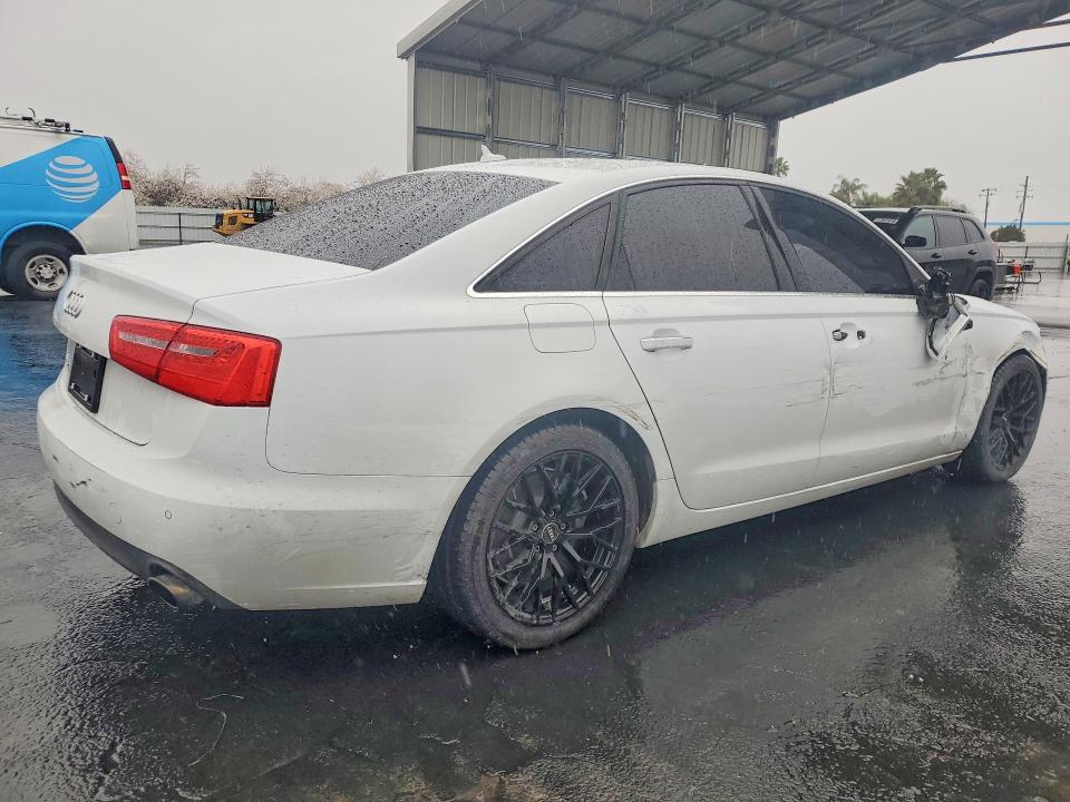 Продаж на аукціоні авто 2015 Audi A6, vin: WAUDFAFC1FN006194, номер лоту: 77610585