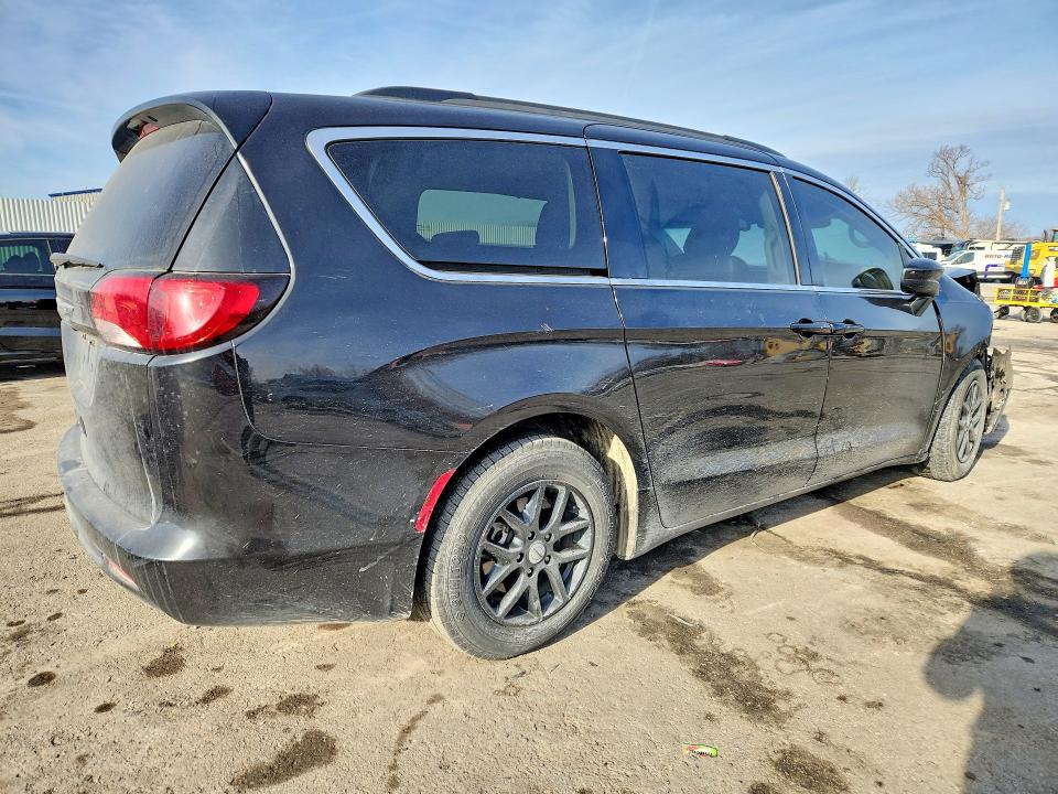 2021 Chrysler Voyager მანქანა იყიდება აუქციონზე, vin: 2C4RC1DG6MR516533, აუქციონის ნომერი: 75632195