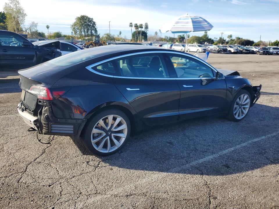 78518315 :رقم المزاد ، 5YJ3E1EA2LF645485 vin ، 2020 Tesla Model 3 مزاد بيع