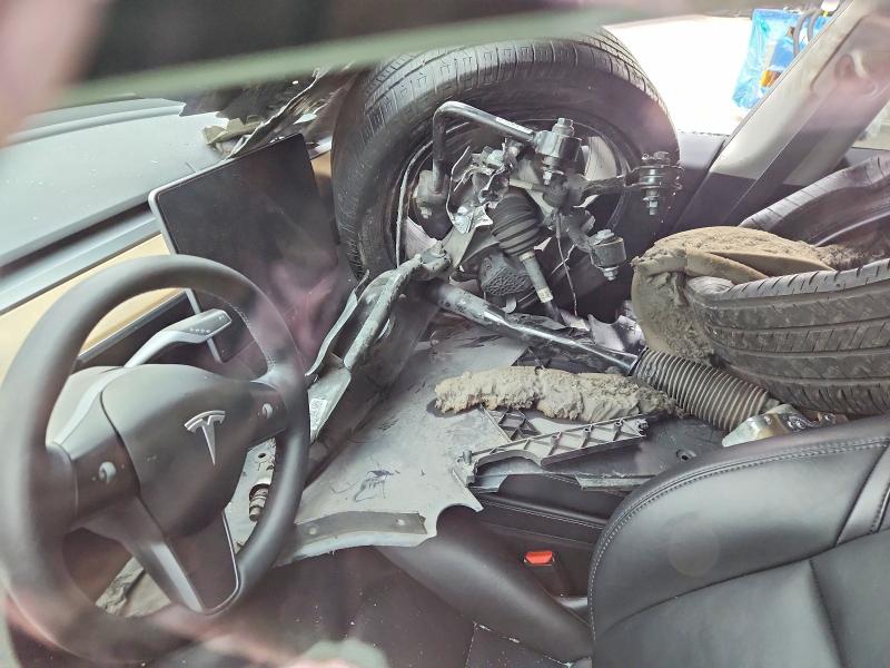 77925435 :رقم المزاد ، 5YJ3E1EB0NF213201 vin ، 2022 Tesla Model 3 مزاد بيع