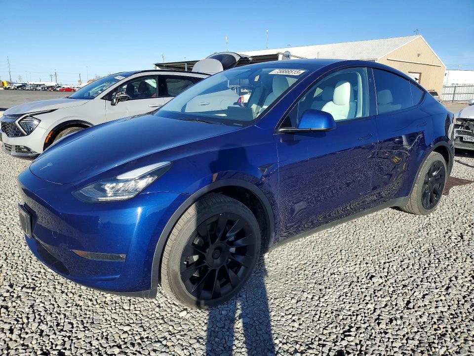 Продажа на аукционе авто 2023 Tesla Model Y, vin: 7SAYGDEE0PA144993, номер лота: 75888515