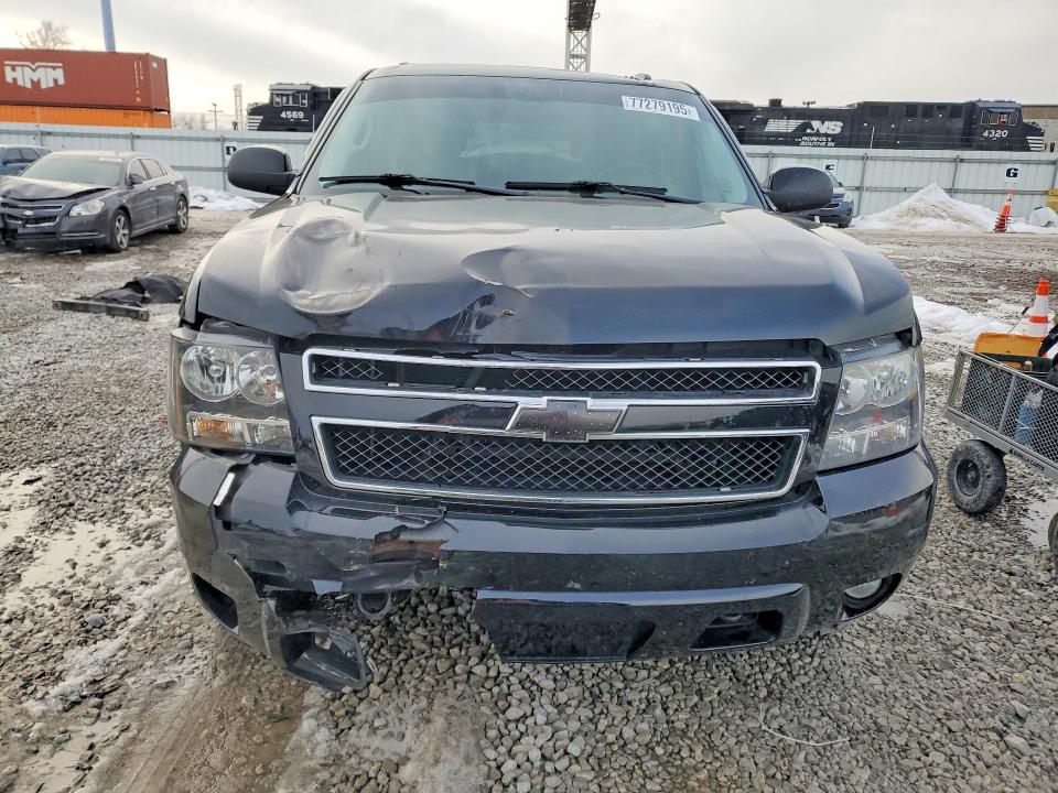 2008 Chevrolet Tahoe მანქანა იყიდება აუქციონზე, vin: 1GNFK13098R270235, აუქციონის ნომერი: 77279195