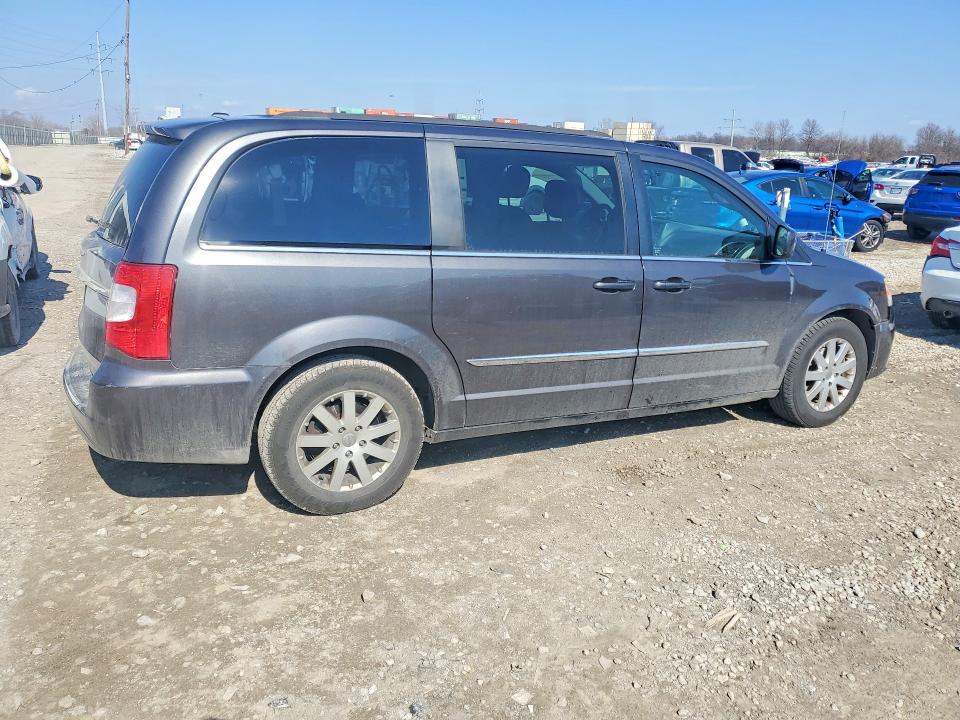 79400865 :رقم المزاد ، 2C4RC1BG4FR577482 vin ، 2015 Chrysler Town & Country مزاد بيع