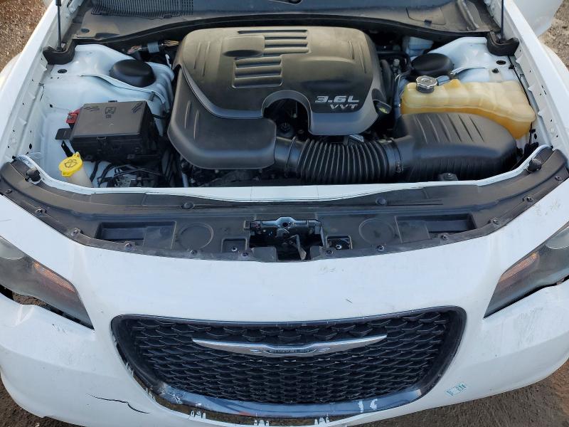 75639235 :رقم المزاد ، 2C3CCABG9FH832790 vin ، 2015 Chrysler 300 مزاد بيع