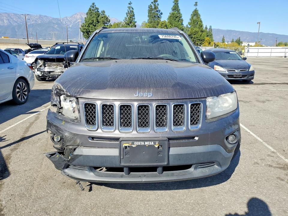 75690745 :رقم المزاد ، 1C4NJCBA5GD569097 vin ، 2016 Jeep Compass مزاد بيع