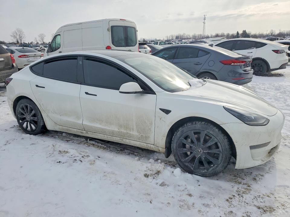 74971105 :رقم المزاد ، 5YJ3E1EA7NF374099 vin ، 2022 Tesla Model 3 مزاد بيع