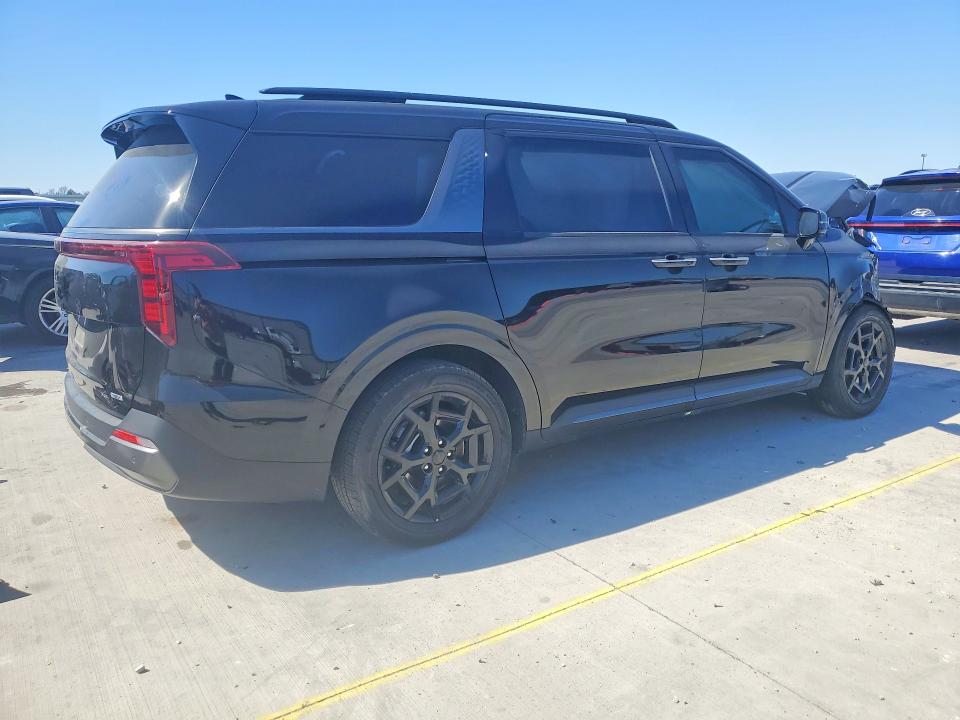 79367945 :رقم المزاد ، KNDNE5KA8T6102089 vin ، 2026 Kia Carnival Hybrid مزاد بيع