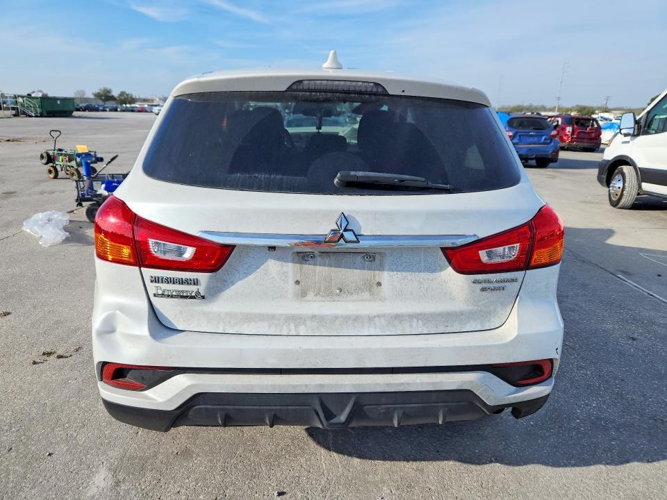 Продаж на аукціоні авто 2018 Mitsubishi Outlander Sport, vin: JA4AP3AU1JU021849, номер лоту: 78305935