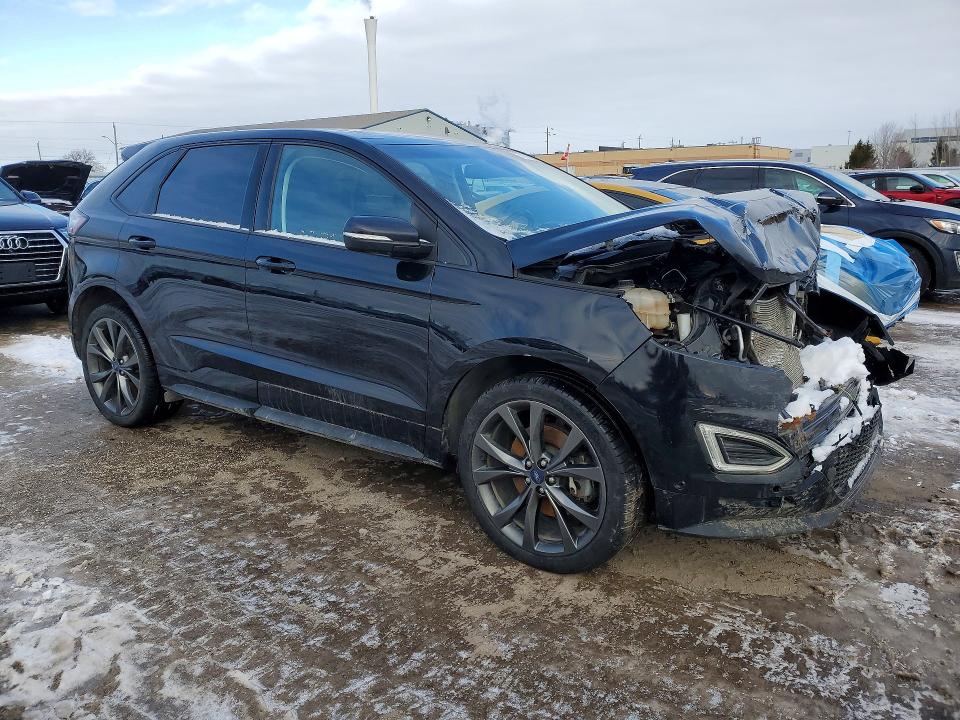 77135895 :رقم المزاد ، 2FMPK4AP8JBC17108 vin ، 2018 Ford Edge مزاد بيع