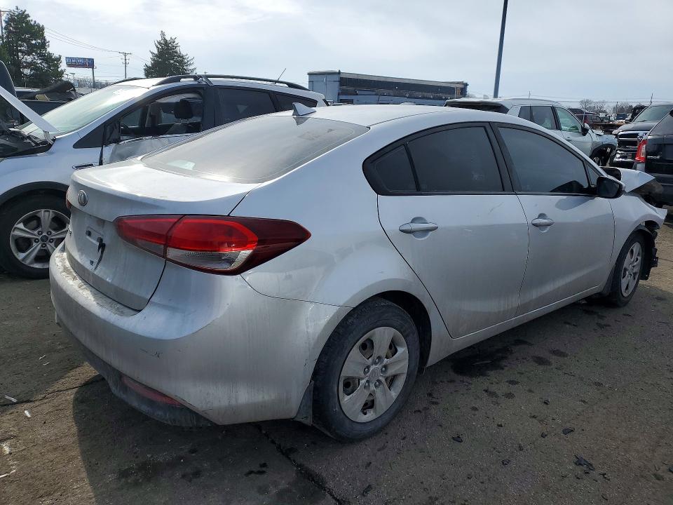 Продажа на аукционе авто 2018 Kia Forte, vin: 3KPFK4A73JE195284, номер лота: 76638265