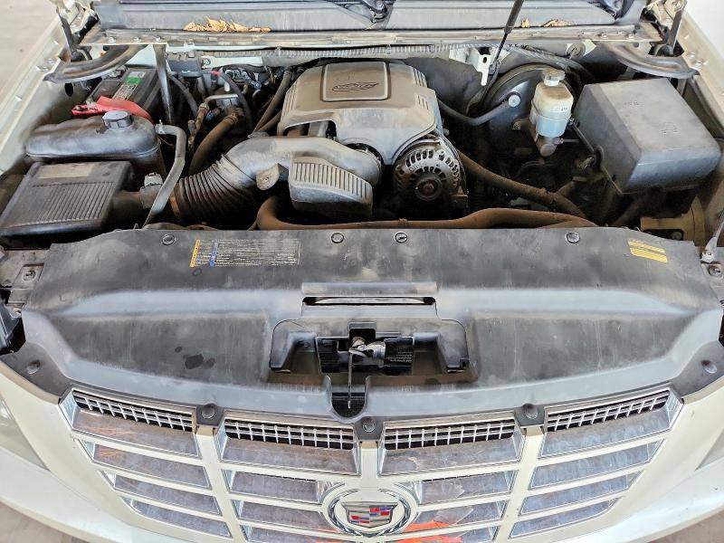 2009 Cadillac Escalade L მანქანა იყიდება აუქციონზე, vin: 1GYFK232X9R285662, აუქციონის ნომერი: 76569905
