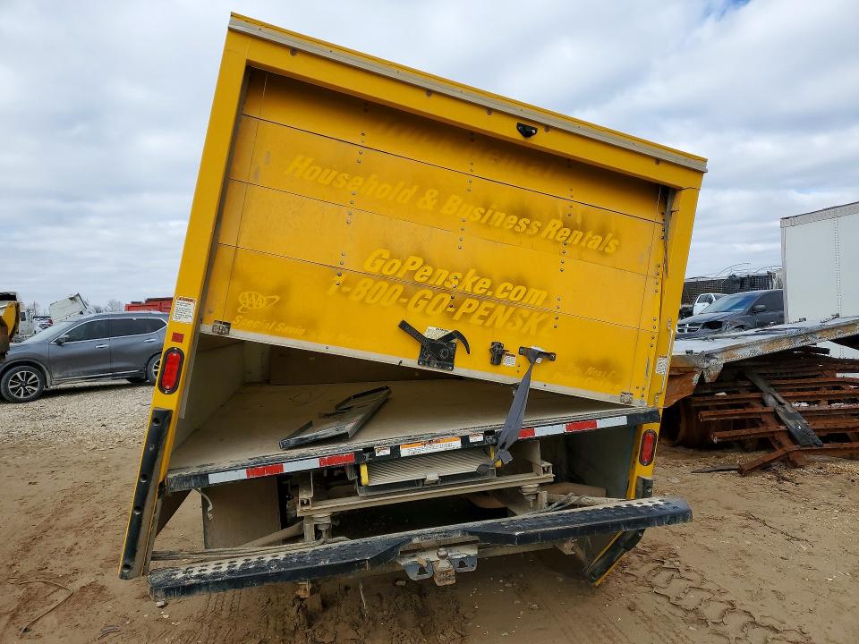 48548666 :رقم المزاد ، 7GZ37TC71PN003802 vin ، 2023 Gmc Savana مزاد بيع