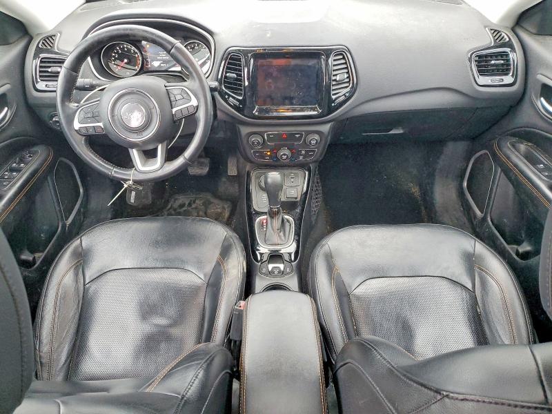 78123445 :رقم المزاد ، 3C4NJDCB7JT178046 vin ، 2018 Jeep Compass مزاد بيع