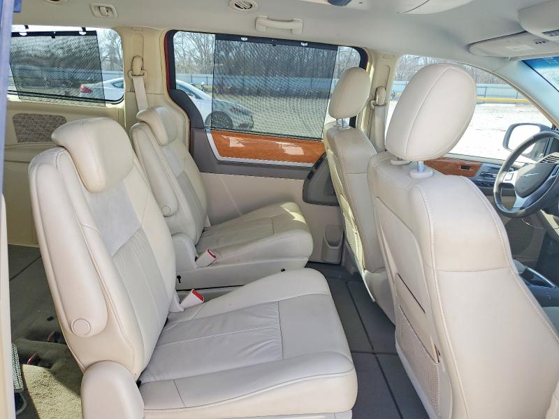 78614505 :رقم المزاد ، 2A8HR64X58R691930 vin ، 2008 Chrysler Town & Country مزاد بيع