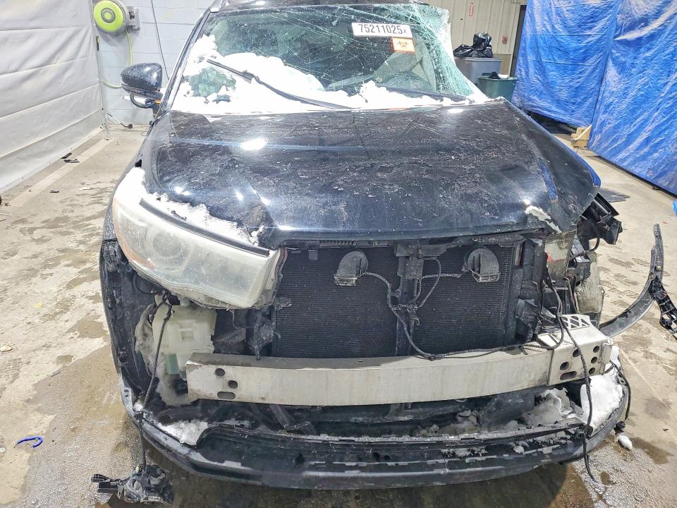 Продажа на аукционе авто 2016 Toyota Highlander, vin: 5TDJKRFH6GS300777, номер лота: 75211025