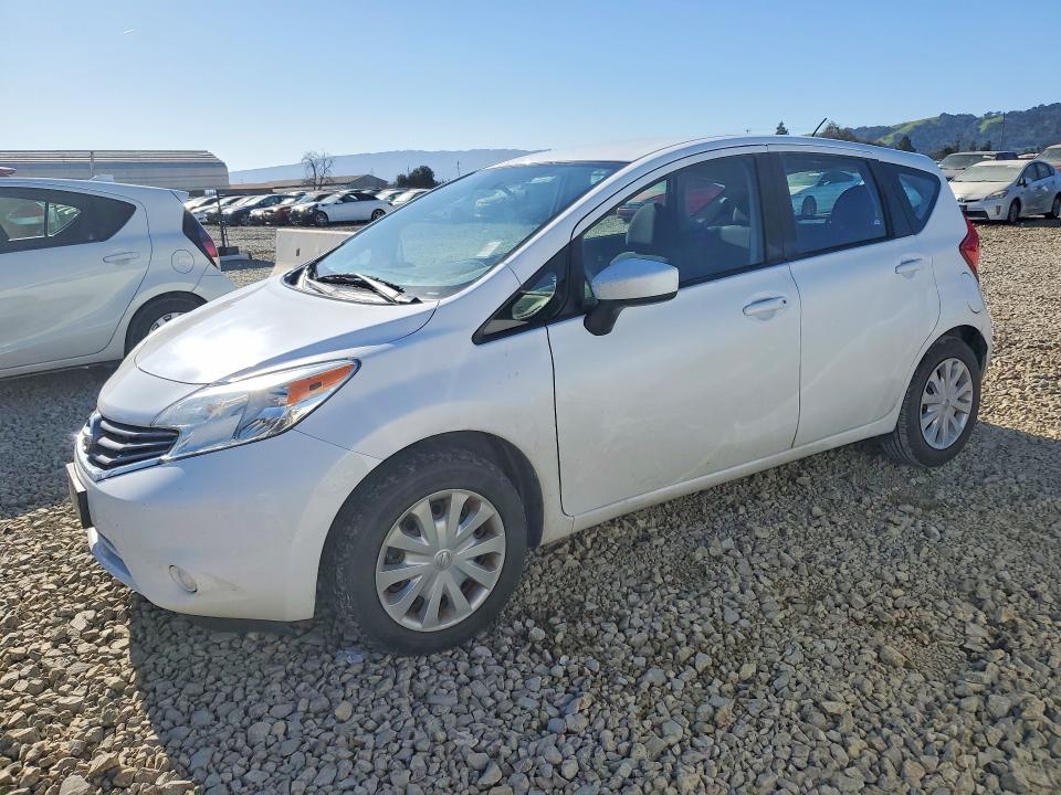 75833965 :رقم المزاد ، 3N1CE2CP4GL402610 vin ، 2016 Nissan Versa Note مزاد بيع