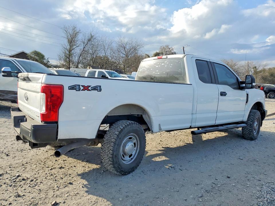 74548325 :رقم المزاد ، 1FT7X2B68KEE91673 vin ، 2019 Ford F250 مزاد بيع