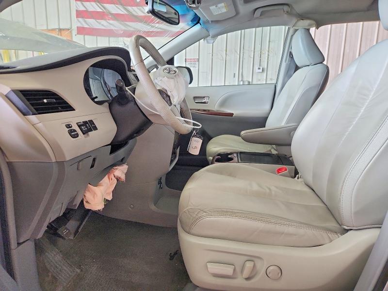 2011 Toyota Sienna მანქანა იყიდება აუქციონზე, vin: 5TDDK3DC6BS029911, აუქციონის ნომერი: 79528885