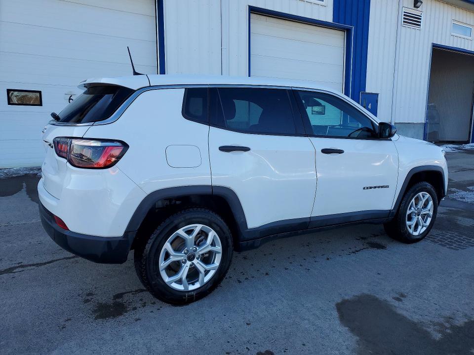 Продаж на аукціоні авто 2025 Jeep Compass, vin: 3C4NJDAN1ST519908, номер лоту: 76132155
