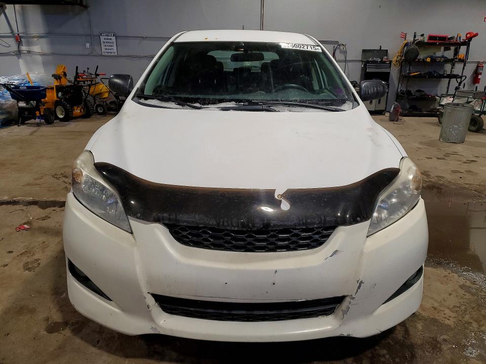 76002715 :رقم المزاد ، 2T1KU4EEXAC385048 vin ، 2010 Toyota Matrix Wagon مزاد بيع
