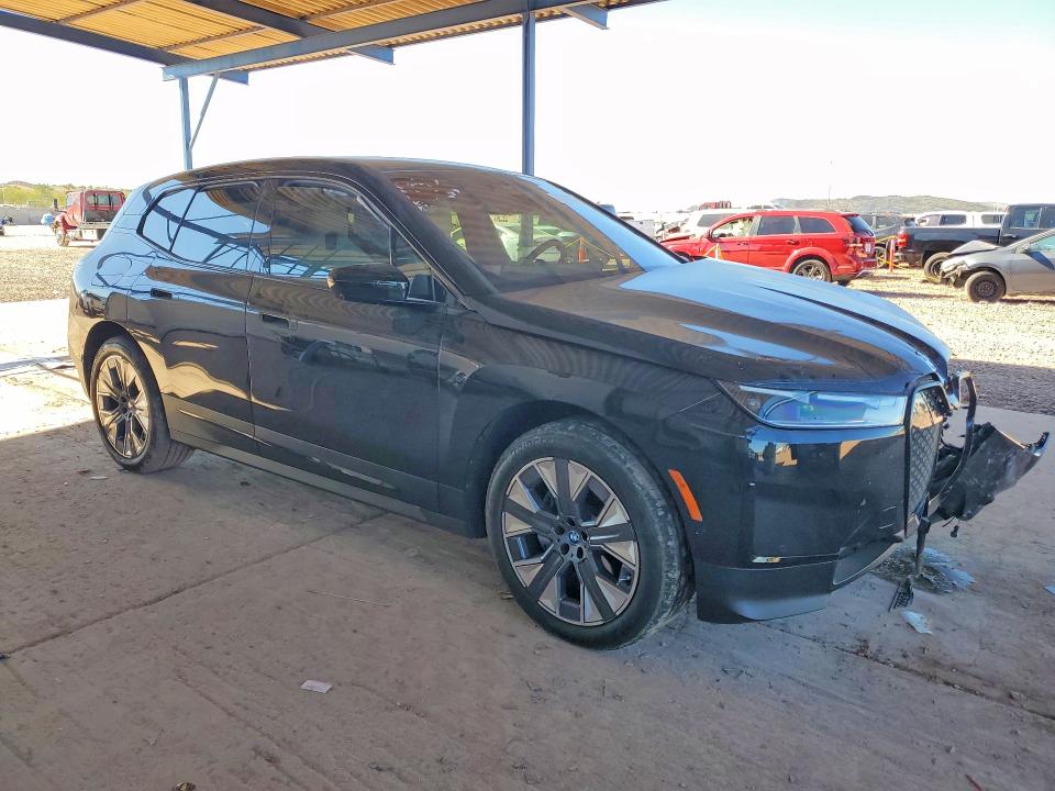 46689006 :رقم المزاد ، WB523CF06SCU57420 vin ، 2025 Bmw Ix مزاد بيع