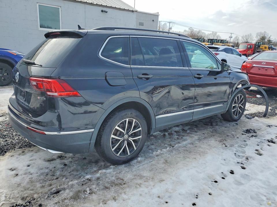 2021 Volkswagen Tiguan მანქანა იყიდება აუქციონზე, vin: 3VV2B7AX7MM132975, აუქციონის ნომერი: 78162095