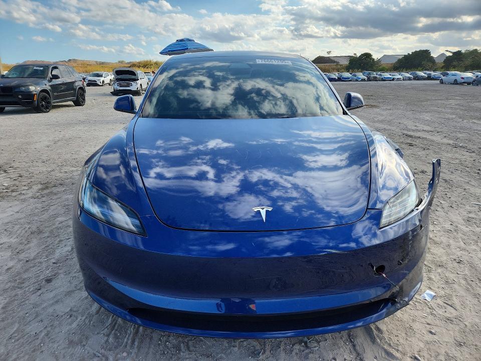 Продажа на аукционе авто 2025 Tesla Model 3, vin: 5YJ3E1EA4SF923561, номер лота: 76861295