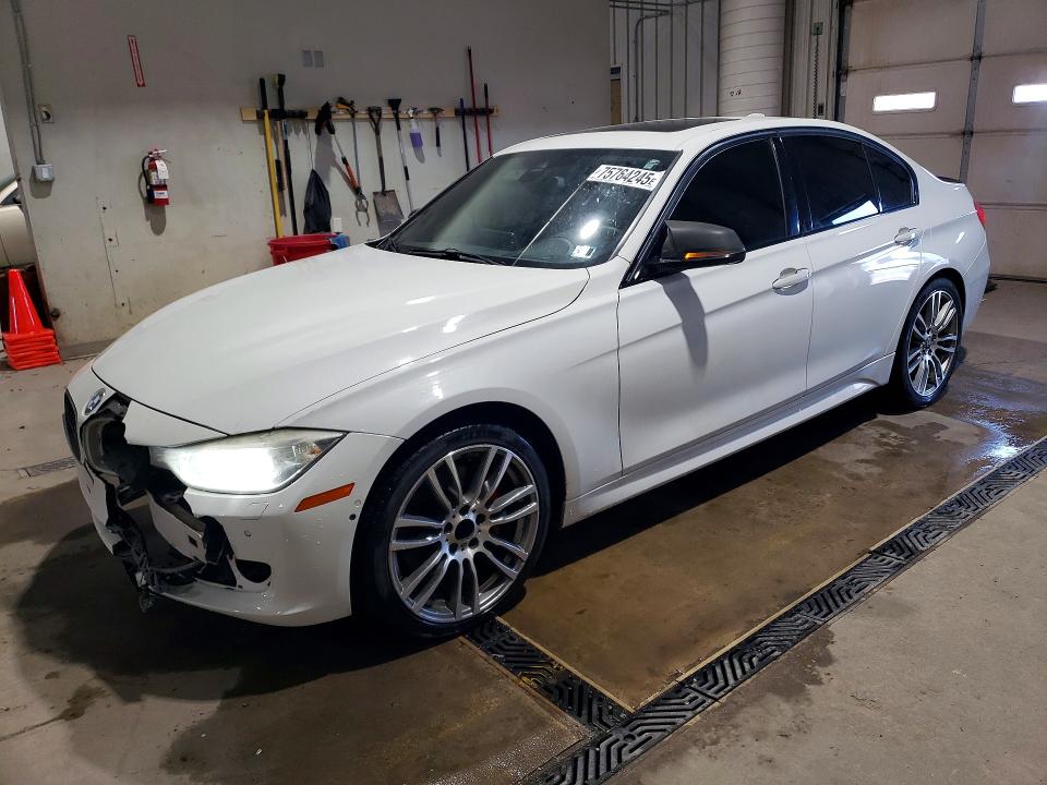 2013 Bmw 335 მანქანა იყიდება აუქციონზე, vin: WBA3A9C55DF475066, აუქციონის ნომერი: 75764245