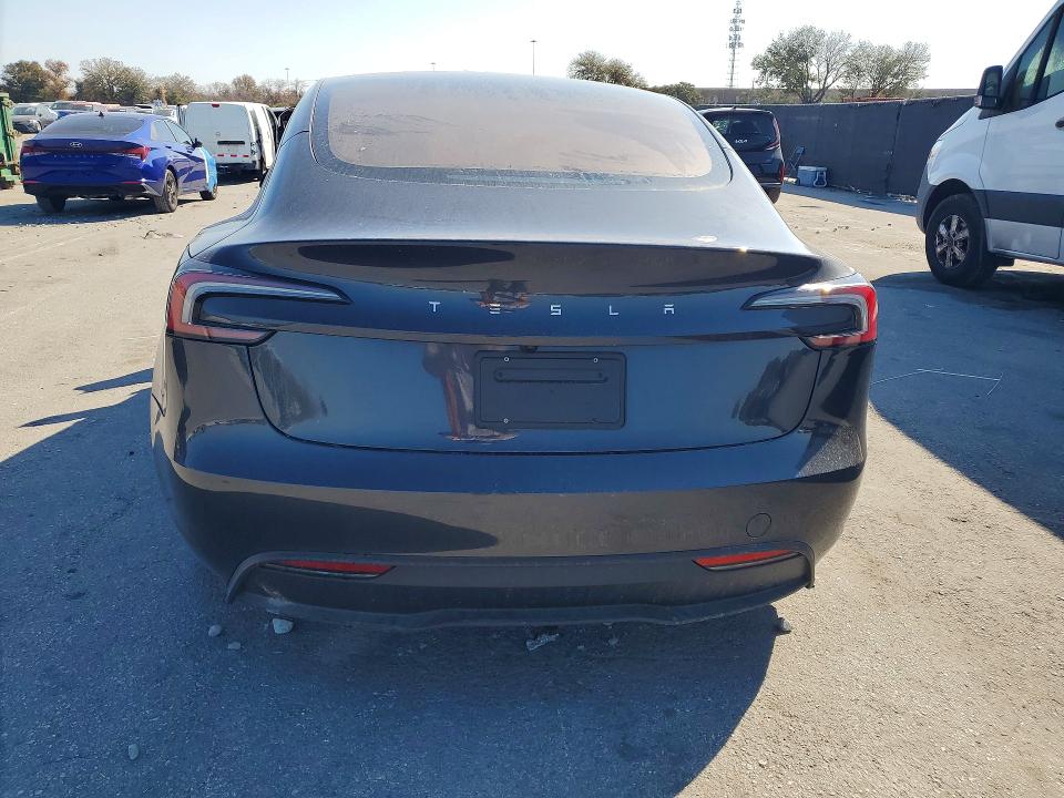 2025 Tesla Model 3 მანქანა იყიდება აუქციონზე, vin: 5YJ3E1EA2SF058766, აუქციონის ნომერი: 76575555
