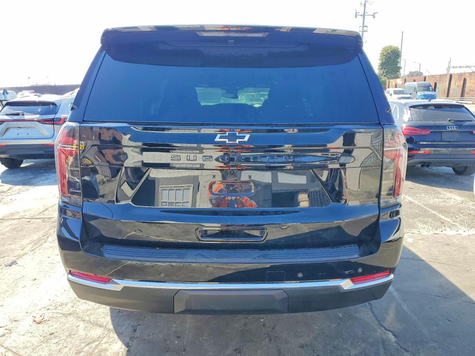 2025 Chevrolet Suburban მანქანა იყიდება აუქციონზე, vin: 1GNS5BRD8SR334293, აუქციონის ნომერი: 78331485