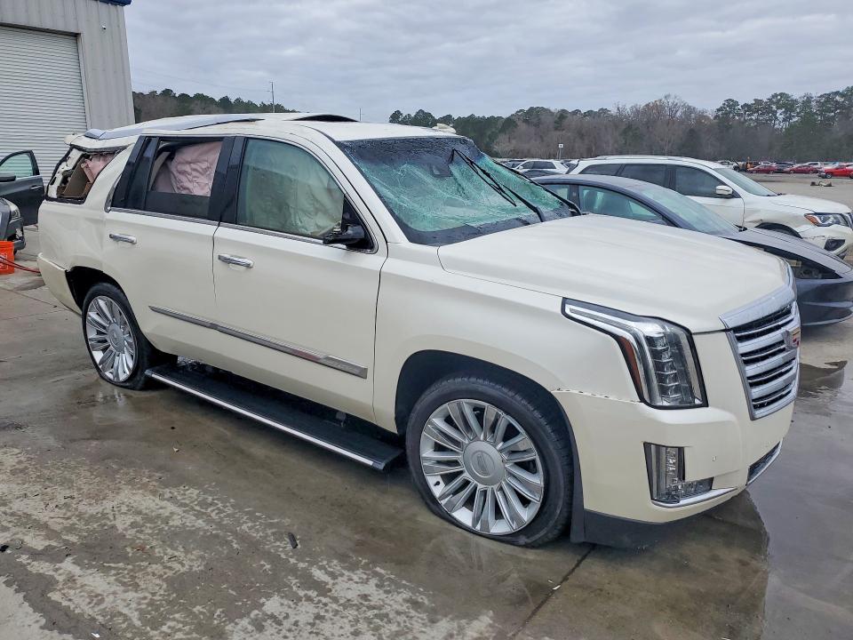 2015 Cadillac Escalade მანქანა იყიდება აუქციონზე, vin: 1GYS4PKJ3FR614289, აუქციონის ნომერი: 77680225
