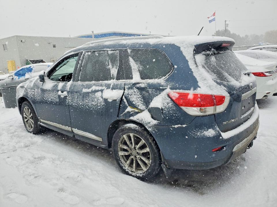 Продажа на аукционе авто 2015 Nissan Pathfinder, vin: 5N1AR2MM8FC667355, номер лота: 77474875