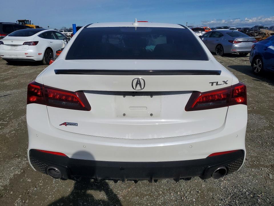 Продажа на аукционе авто 2018 Acura Tlx, vin: 19UUB2F64JA001152, номер лота: 78092365