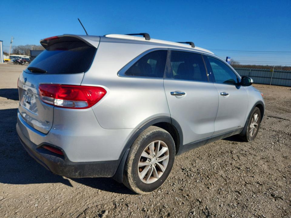 Продажа на аукционе авто 2017 Kia Sorento, vin: 5XYPGDA54HG231565, номер лота: 79274135